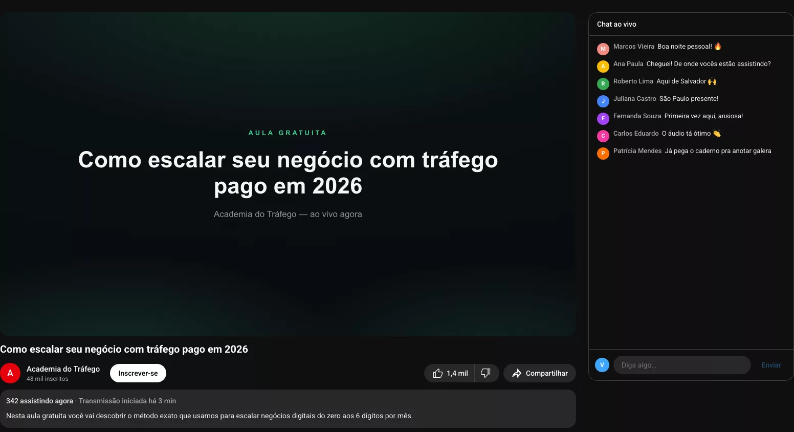 Sala do SuperWebinar com visual idêntico ao YouTube: player ao vivo, chat com mensagens e contador de espectadores